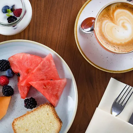 إيه سي هوتل جينوفا، ماريوت لايف ستايل فندق جنوة