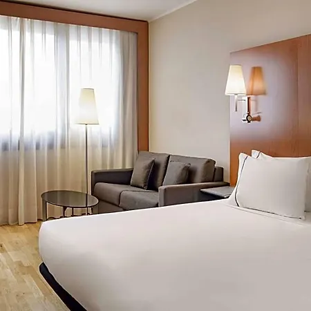 Ac By Marriott מלון