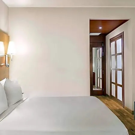Ac By Marriott ג'נובה