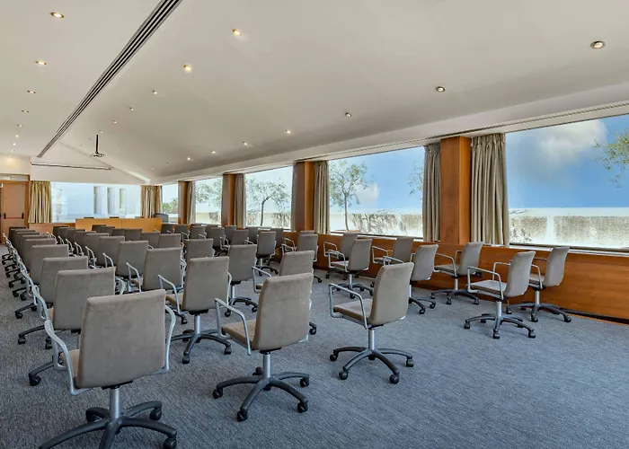 Ac By Marriott Otel Cenova