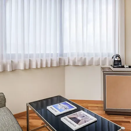 ホテル Ac ア マリオット ライフスタイル ジェノヴァ